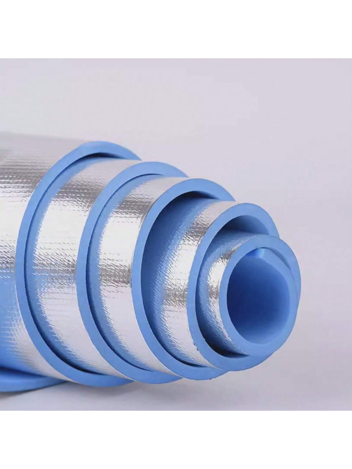 Esterilla de Yoga Impermeable y Aislante — Doble cara impermeable | Plegable y portátil | Resistente a la humedad y al frío | Antideslizante y duradera | Fácil de limpiar | Ideal para yoga, pilates, fitness y meditación