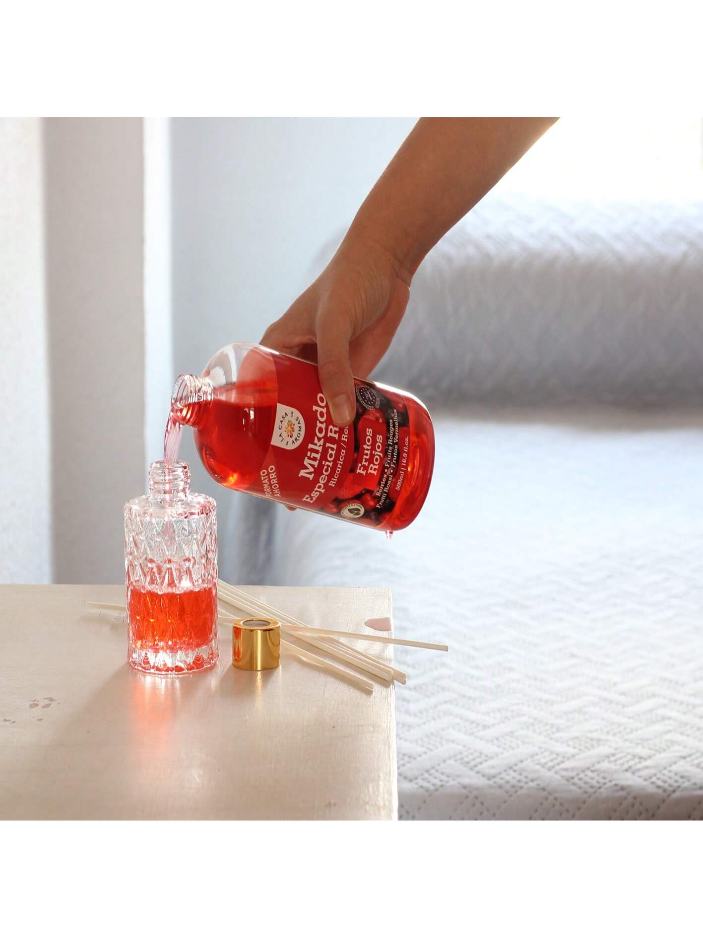 Mikado Reposicion | Recarga de Aroma 500ml para Difusor de Varillas | Fragancia Duradera y Natural | Aceite Esencial | Ambientador sin Fuego | Purificador de Aire | Eliminador de Olores | Apta para Hogar, Baño, Dormitorio, Oficina, Hotel